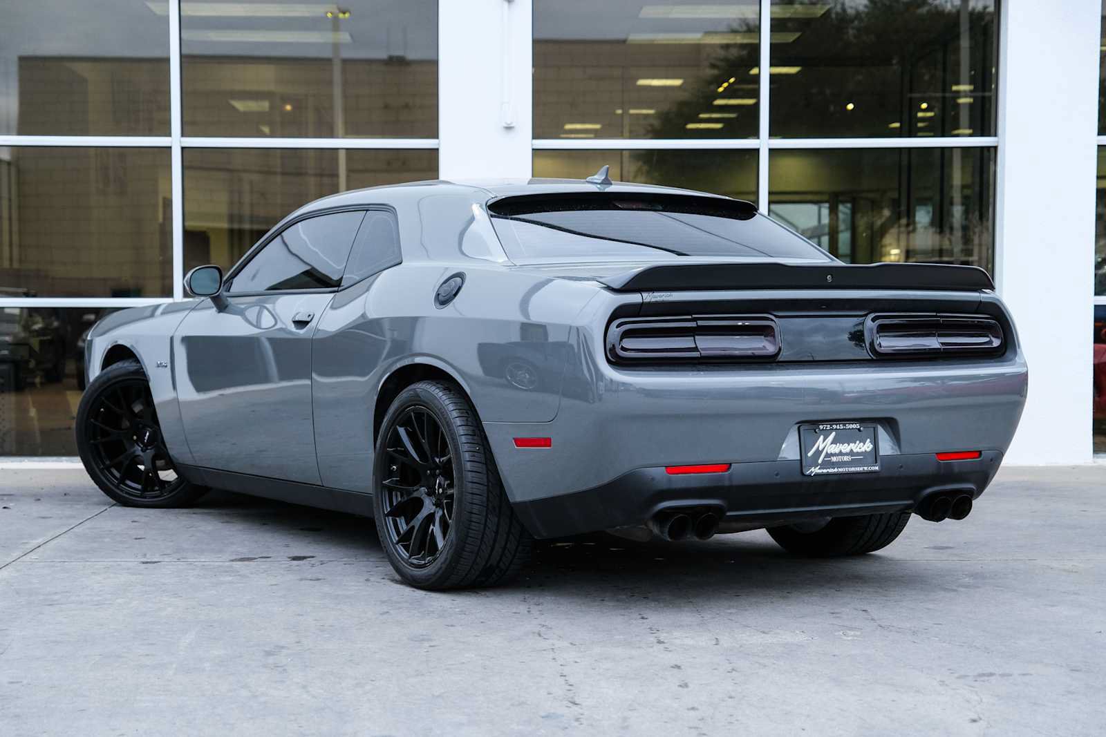 Used 2023 Dodge Challenger R/T RWD image 15