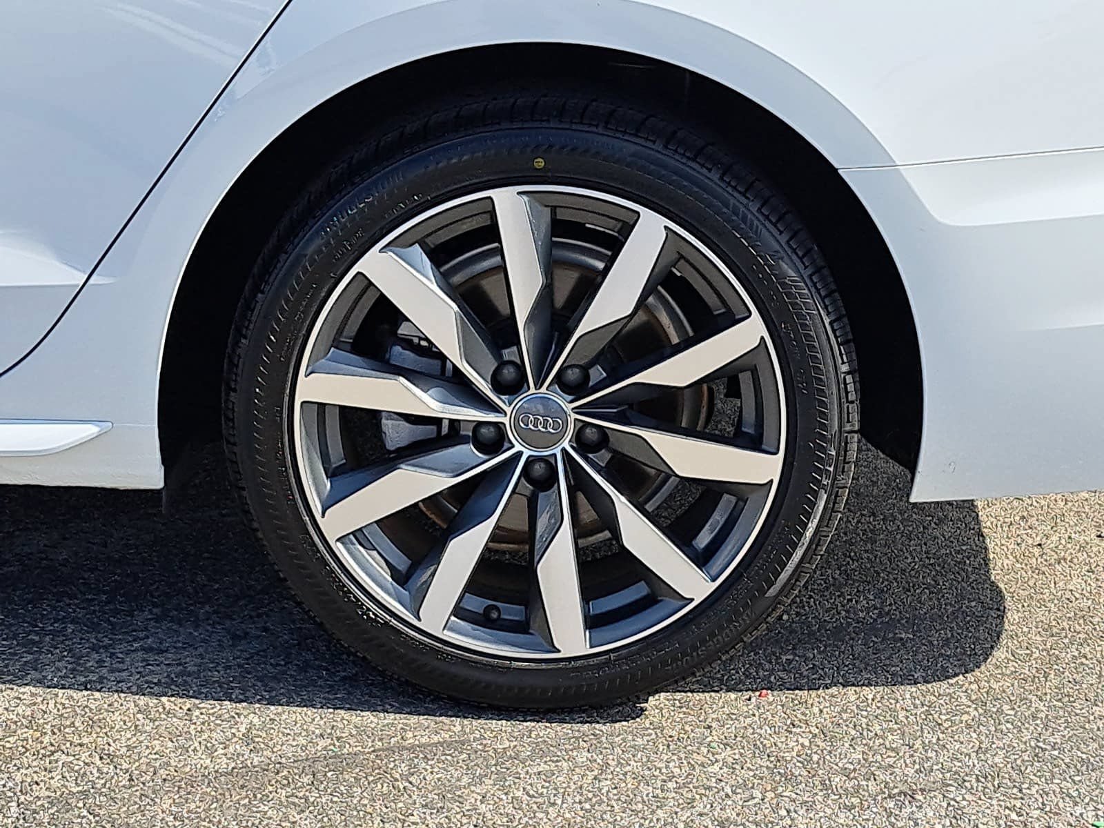 Used 2020 Audi A4 2.0T Premium Plus w/ Premium Plus Package FWD image 35