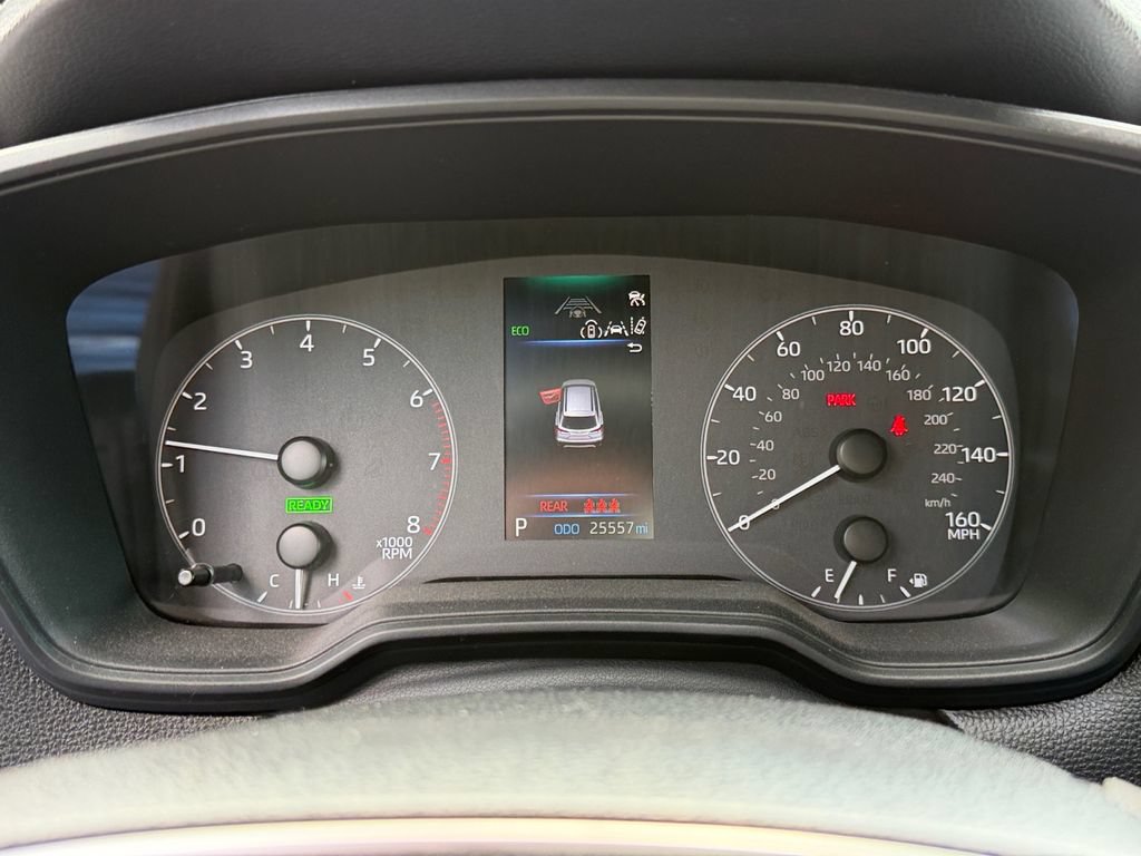 Used 2023 Toyota Corolla Cross AWD Hybrid w/ Moonroof Package image 25