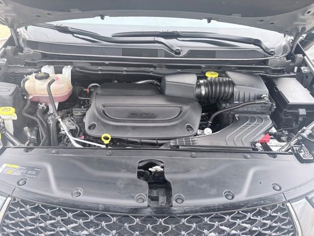 Used 2023 Chrysler Pacifica Limited image 30
