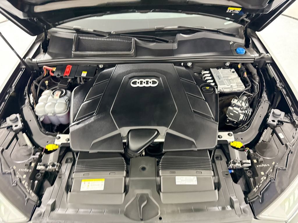 Used 2023 Audi Q7 3.0T Prestige AWD/4WD image 30