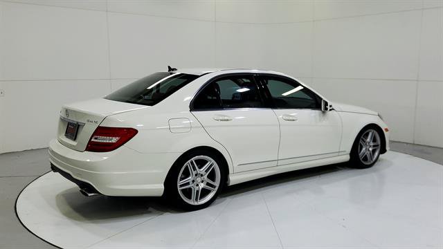 Used 2012 Mercedes-Benz C 300 4MATIC Sedan image 8