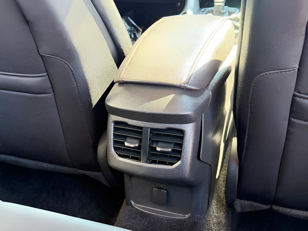 Used 2014 Ford Fusion SE image 28