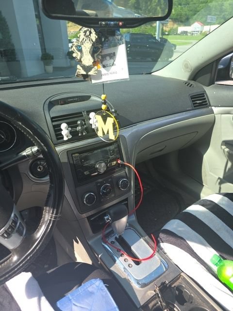 Used 2009 Saturn Aura XE FWD image 3