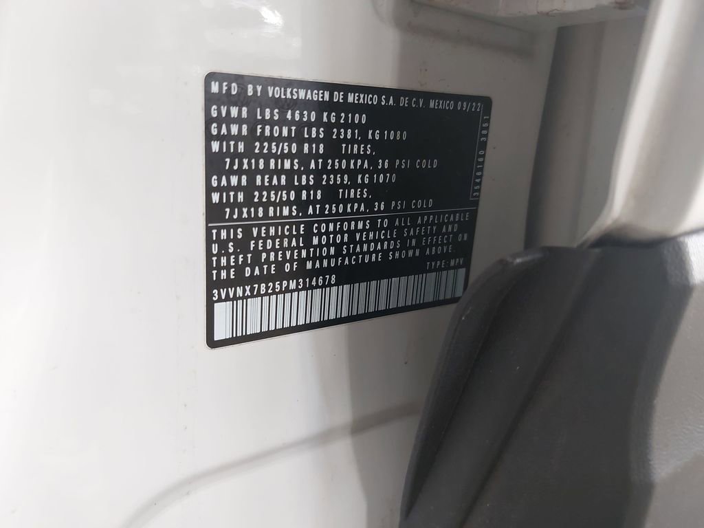 Used 2023 Volkswagen Taos SE w/ Panoramic Sunroof Package image 36