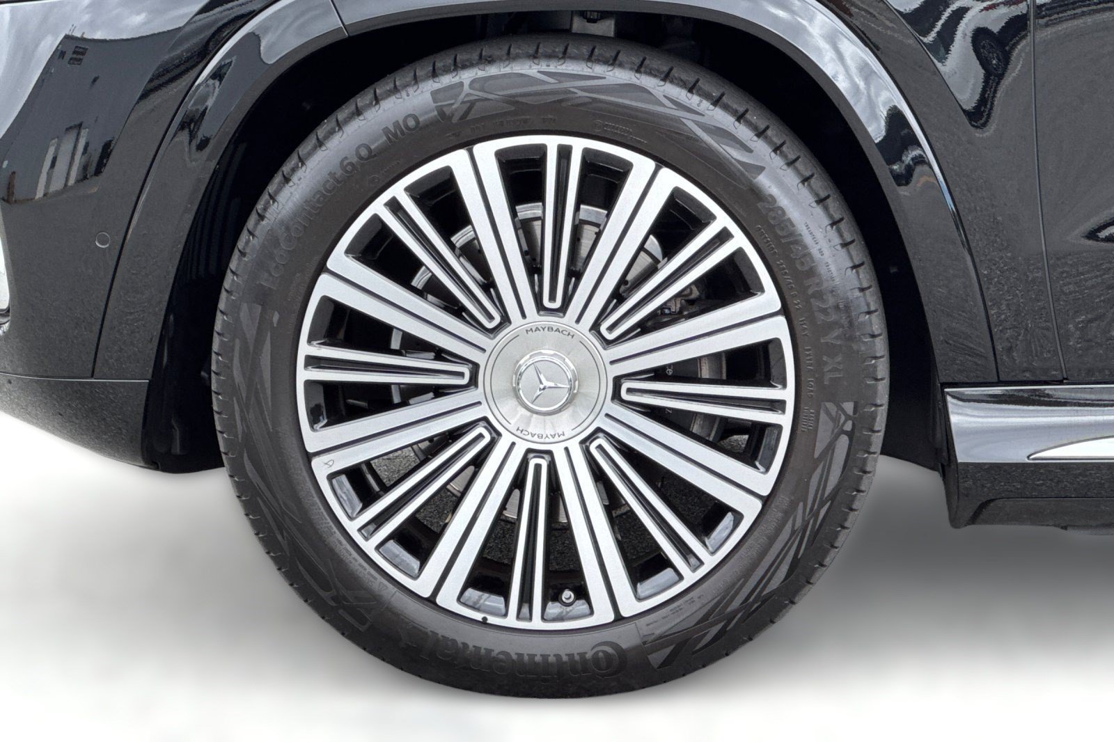 Used 2025 Mercedes-Benz Maybach GLS 600 4MATIC image 11