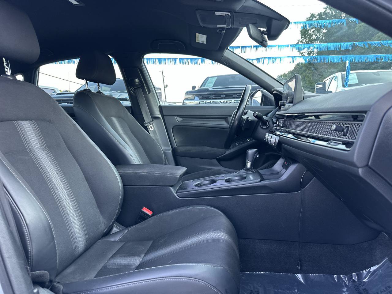 Used 2023 Honda Civic Sport image 18