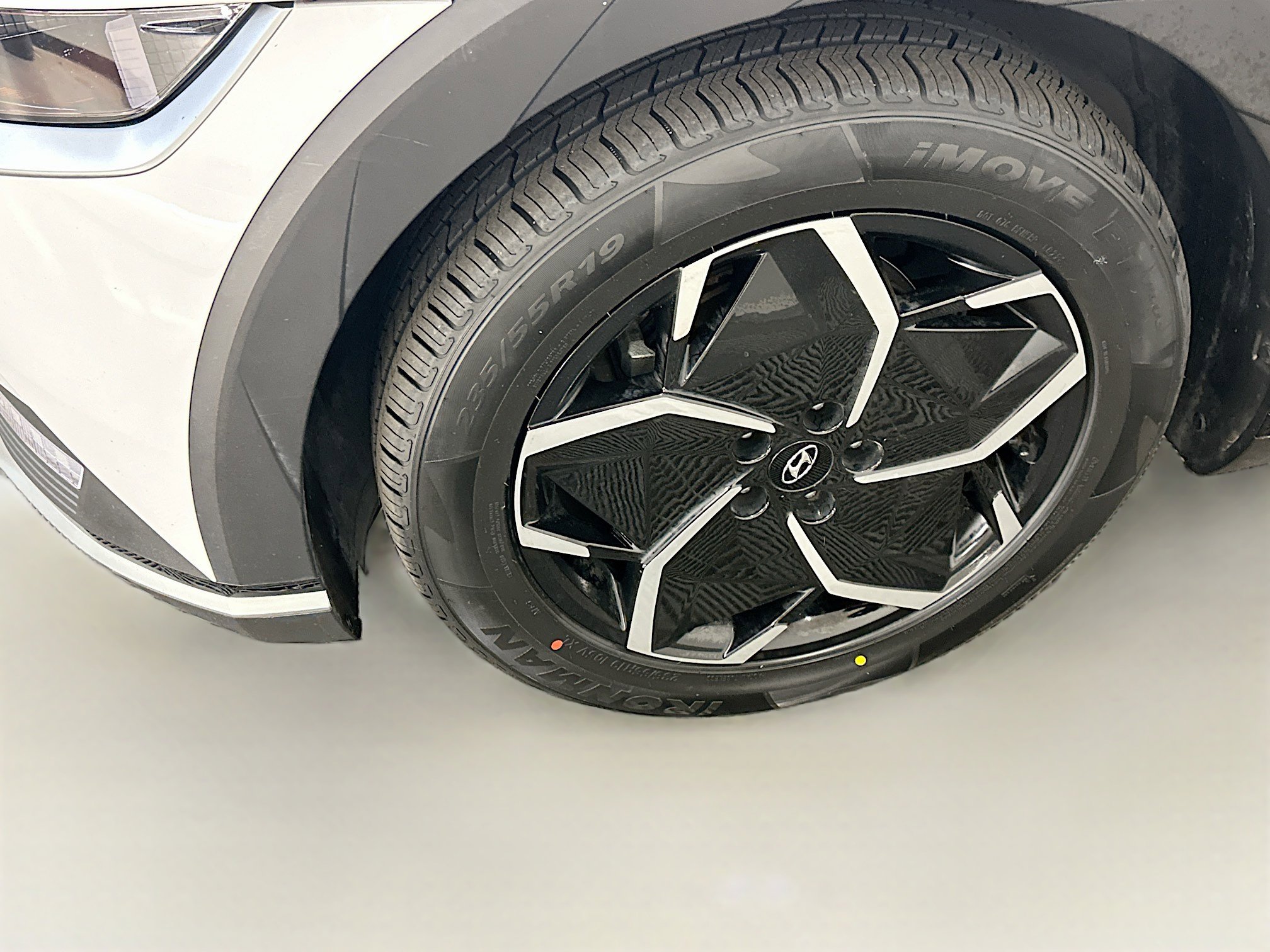 Used 2024 Hyundai Ioniq 5 SEL AWD/4WD image 11