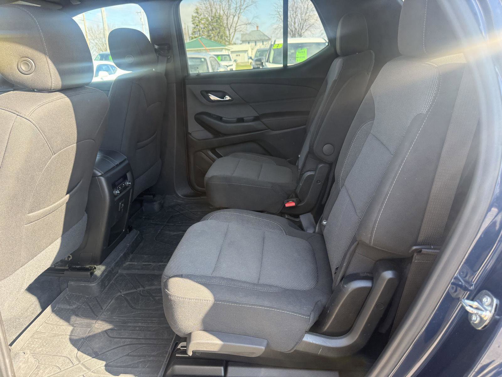 Used 2023 Chevrolet Traverse LT w/ LPO, Floor Liner Package image 10