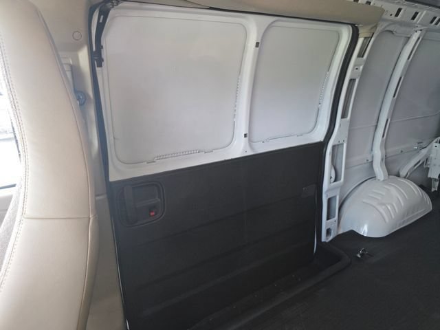 New 2026 GMC Savana 2500 w/ Driver Convenience Package RWD image 34
