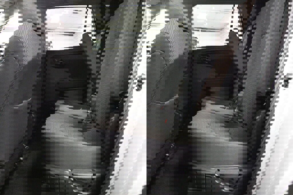 Certified 2024 Toyota Highlander LE image 19