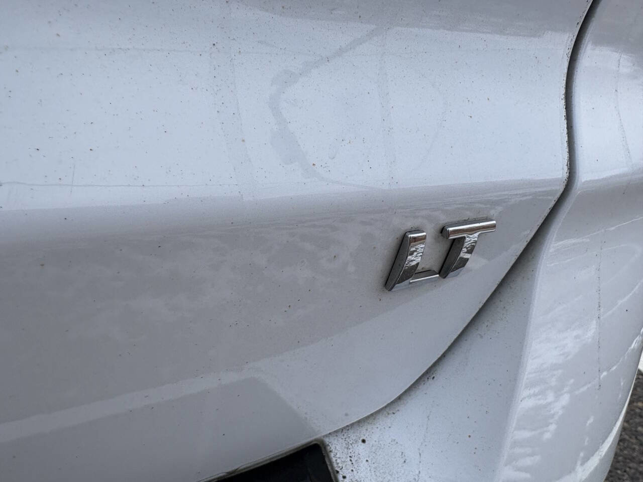 Used 2017 Chevrolet Traverse LT w/ Style and Technology Package image 12