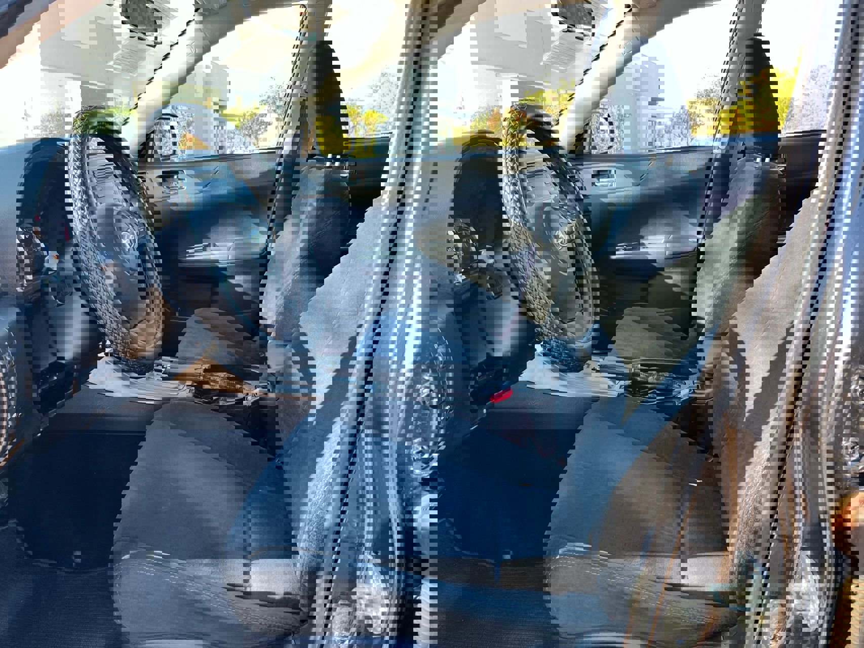 Used 2011 Subaru Impreza 2.5i image 14