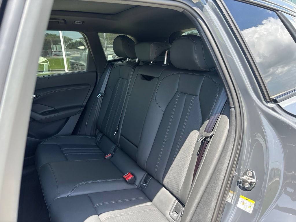 New 2027 Audi Q6 e-tron Premium Plus AWD/4WD image 11