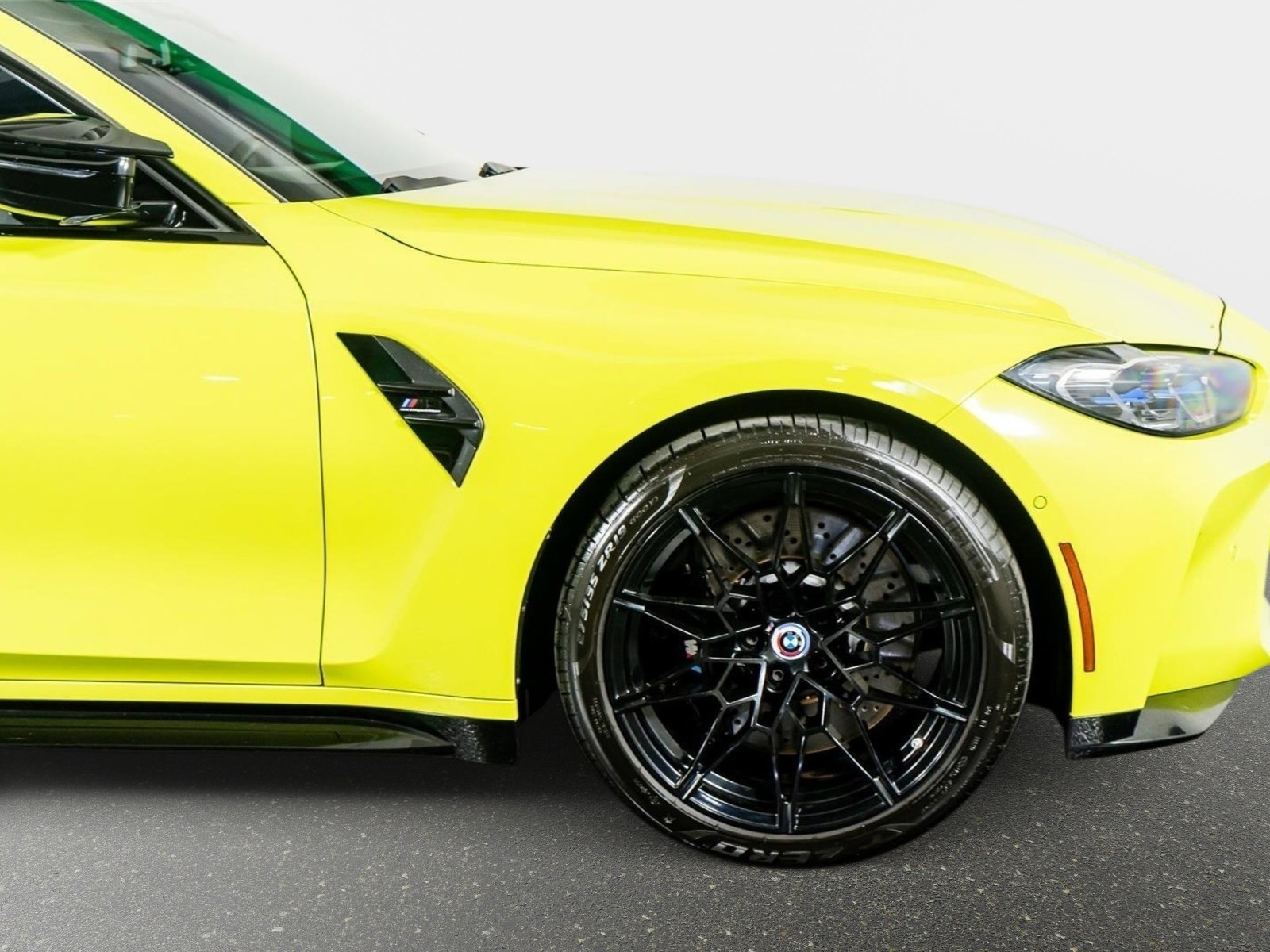 Used 2023 BMW M3 Competition image 5