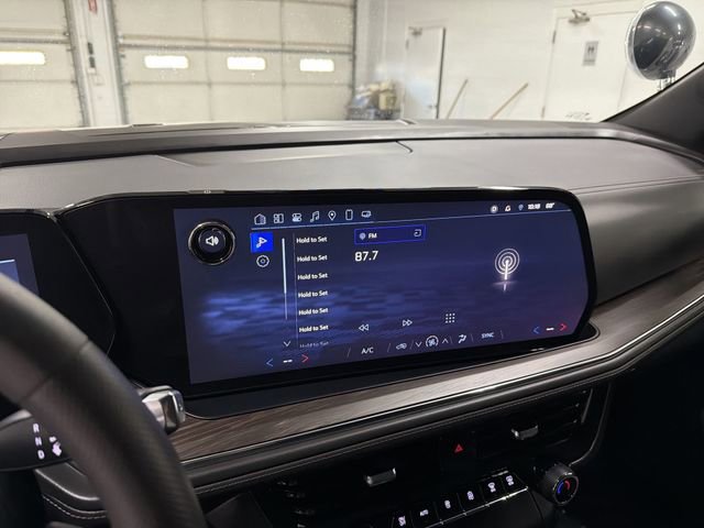 Certified 2025 Chevrolet Tahoe 4WD image 23