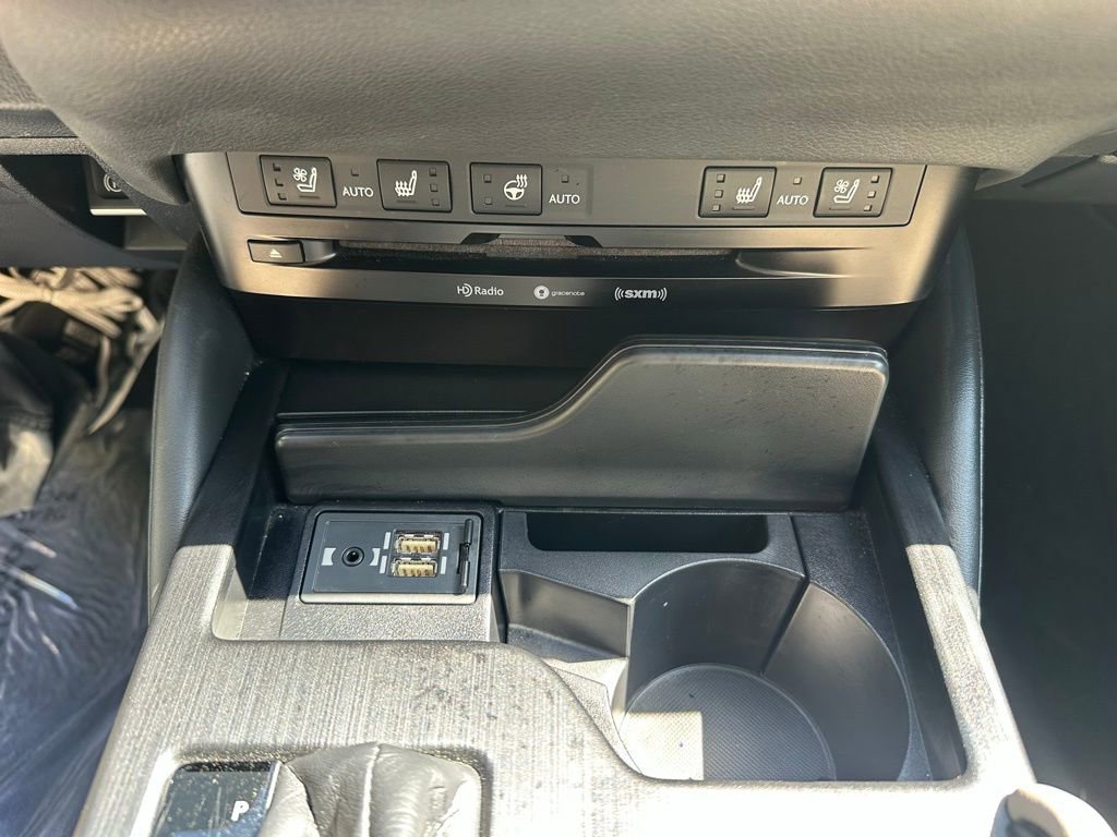 Used 2019 Lexus ES 350 w/ Premium Package FWD image 23