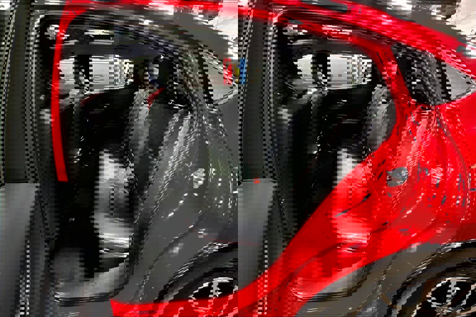 Used 2025 Toyota Prius Plug-In Hybrid image 18