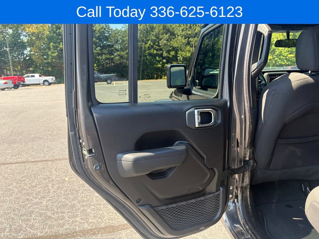 Used 2022 Jeep Wrangler Unlimited Sport AWD/4WD image 21