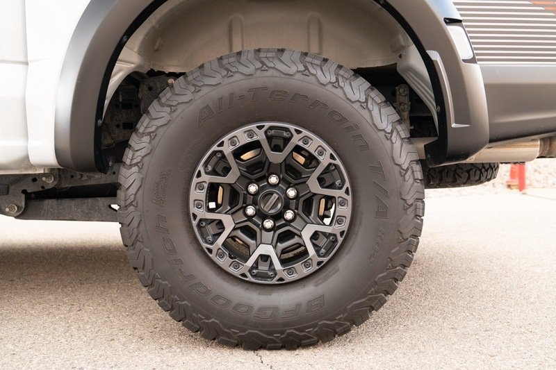 Used 2025 Ford F150 Raptor w/ Equipment Group 803A Raptor R AWD/4WD image 49