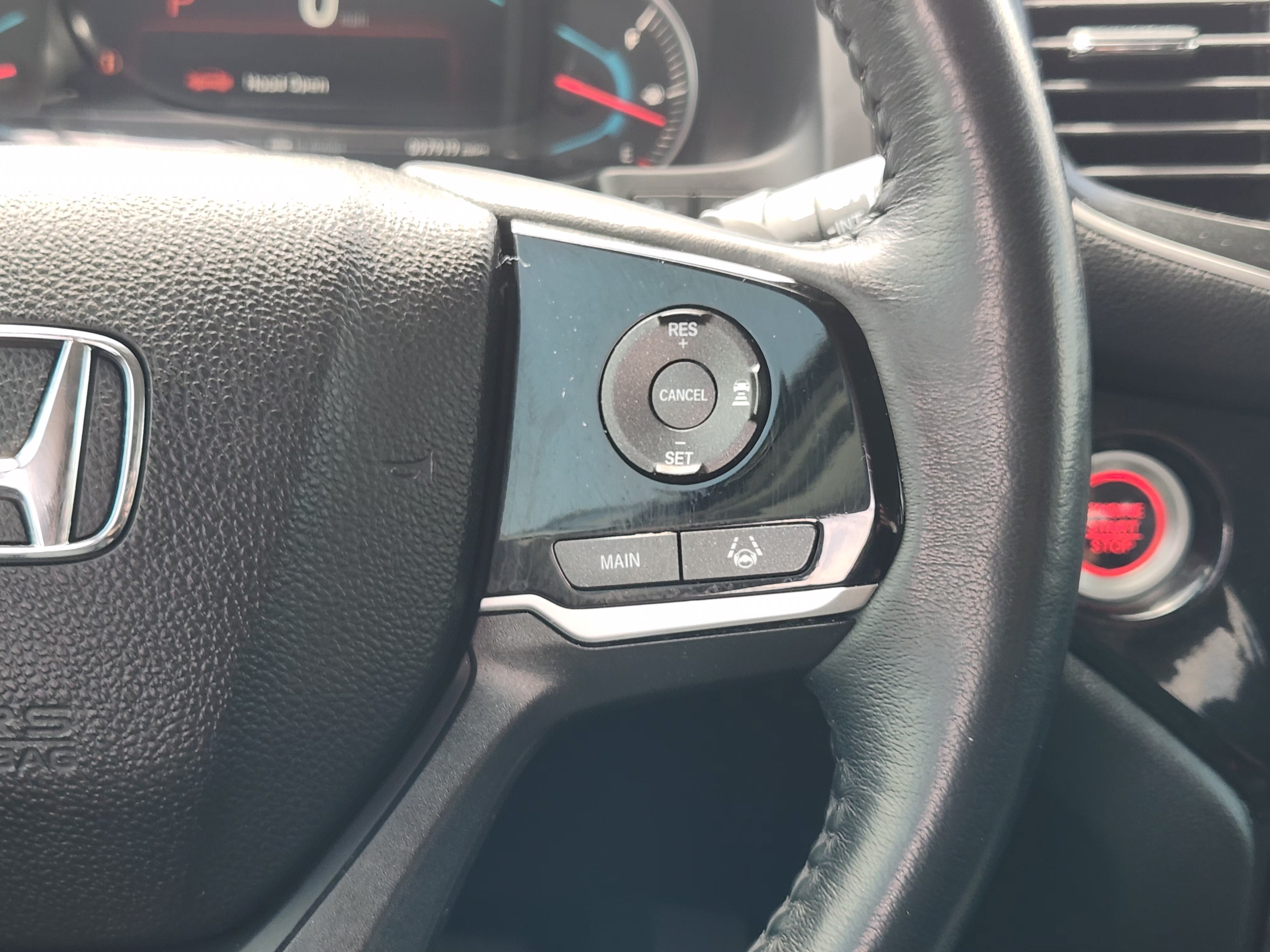 Used 2021 Honda Pilot Touring image 30