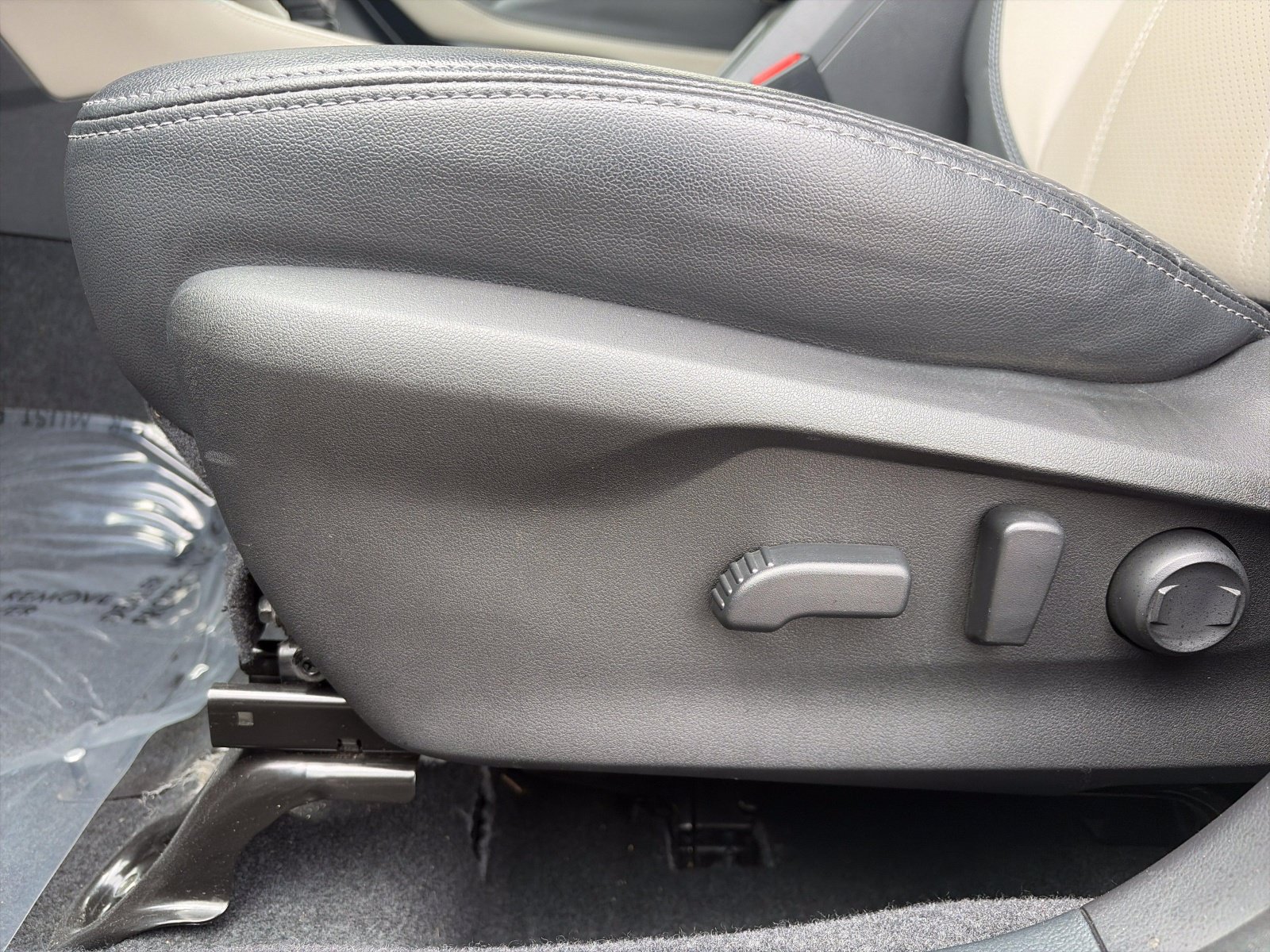 Used 2023 Subaru Forester Limited AWD/4WD image 15