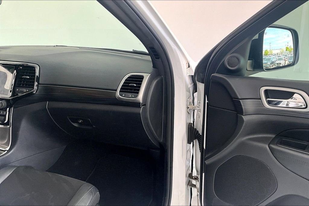 Used 2019 Jeep Grand Cherokee Altitude image 20
