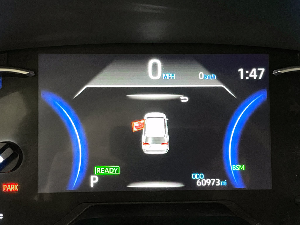 Used 2019 Toyota RAV4 Limited w/ Carpet Mat Package AWD/4WD image 28