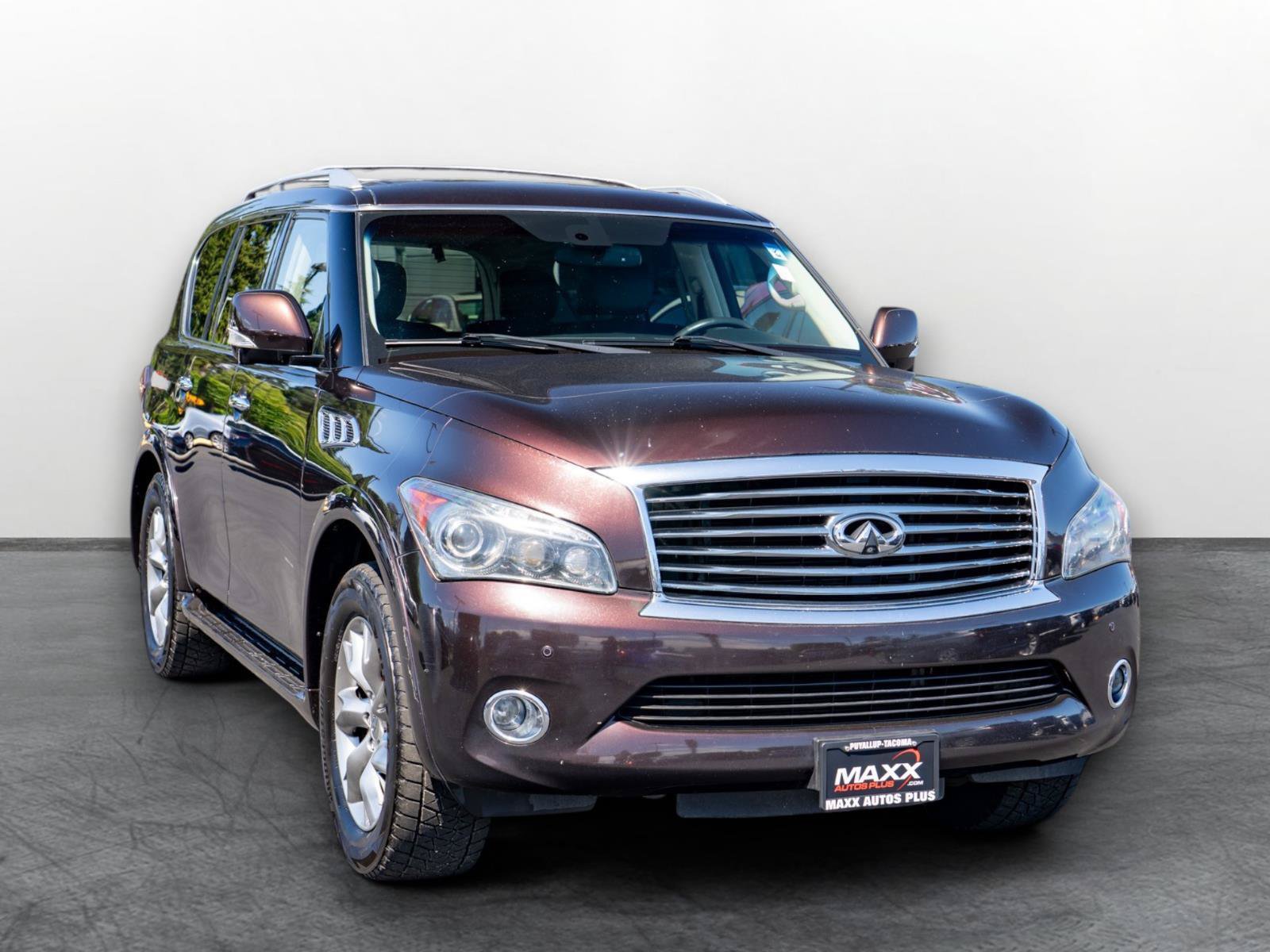 Used 2011 INFINITI QX56 4WD w/ Theater Pkg image 1