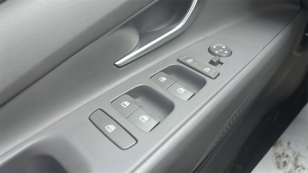 Certified 2024 Hyundai Elantra SE image 18