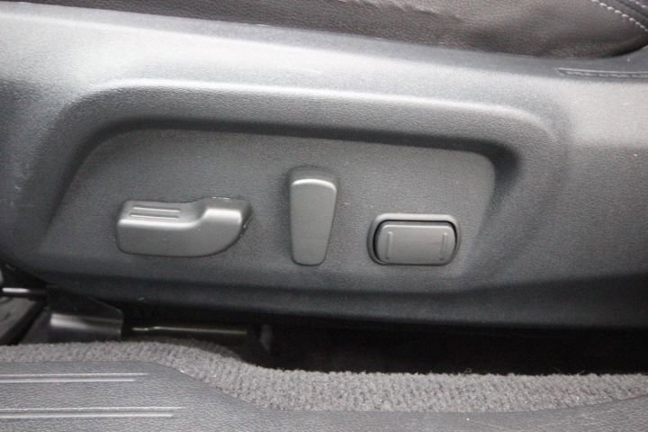 Used 2018 Subaru Outback 2.5i Limited image 16