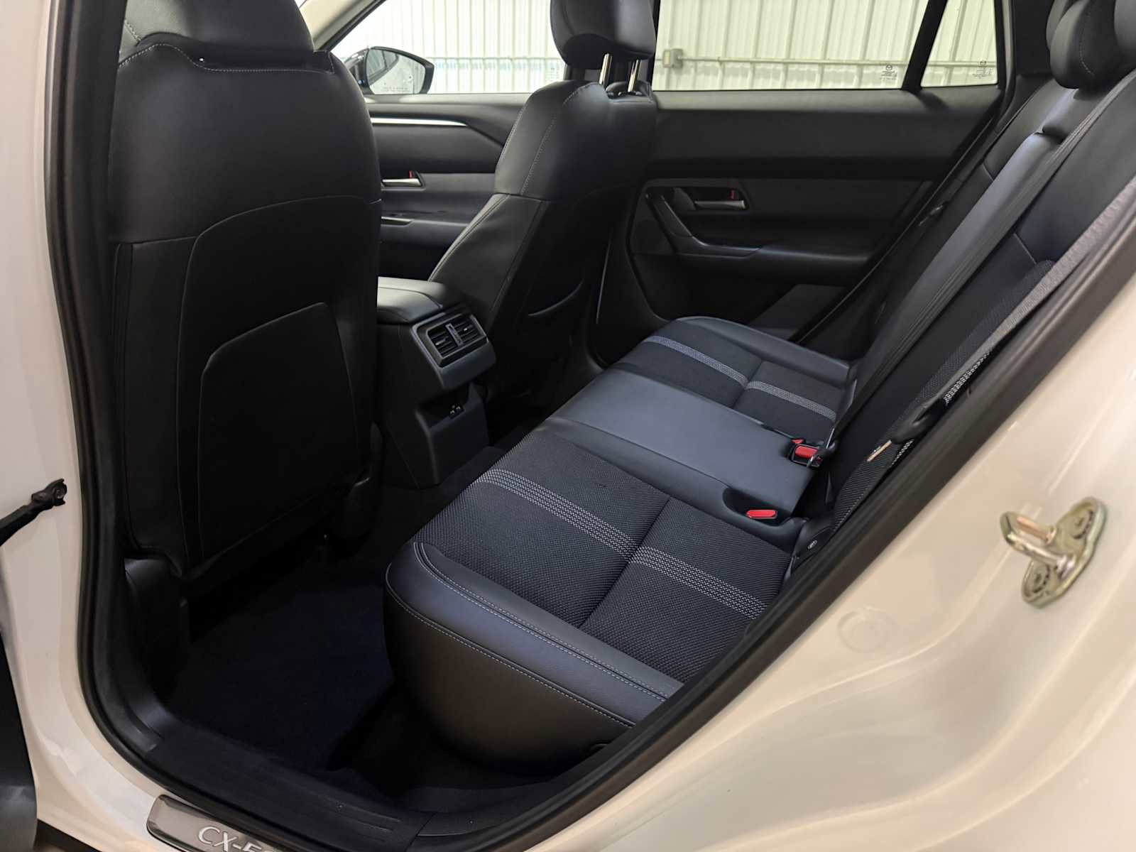 Used 2024 MAZDA CX-50 AWD 2.5 S w/ Accent Package image 22
