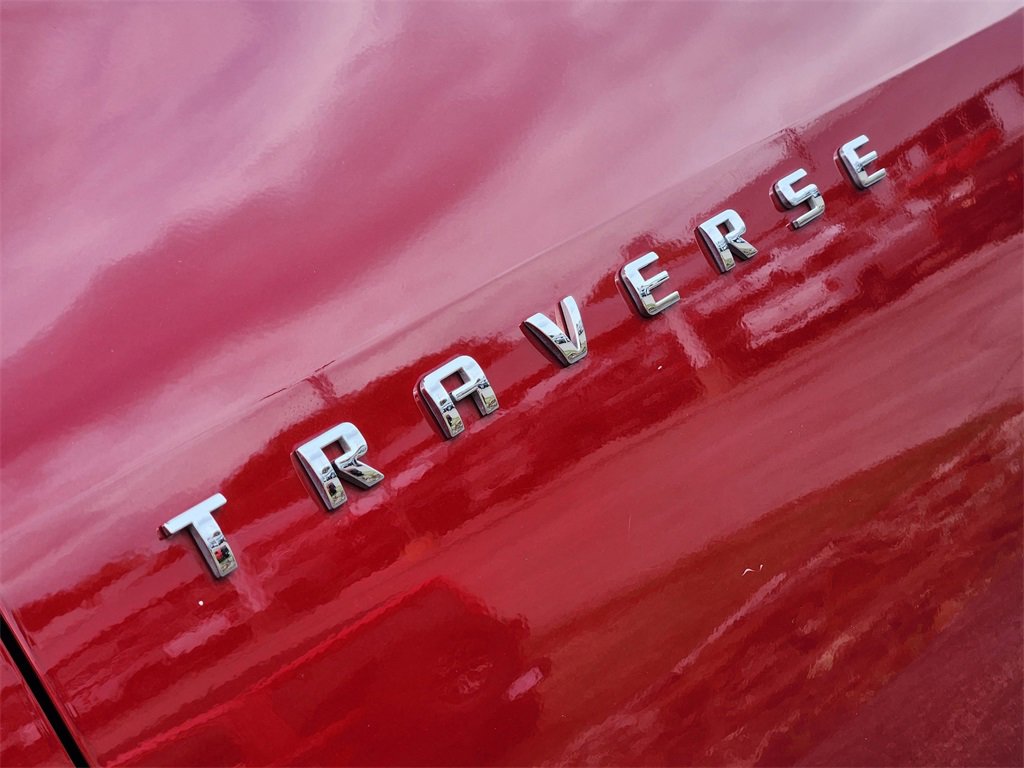 Used 2023 Chevrolet Traverse Premier image 12