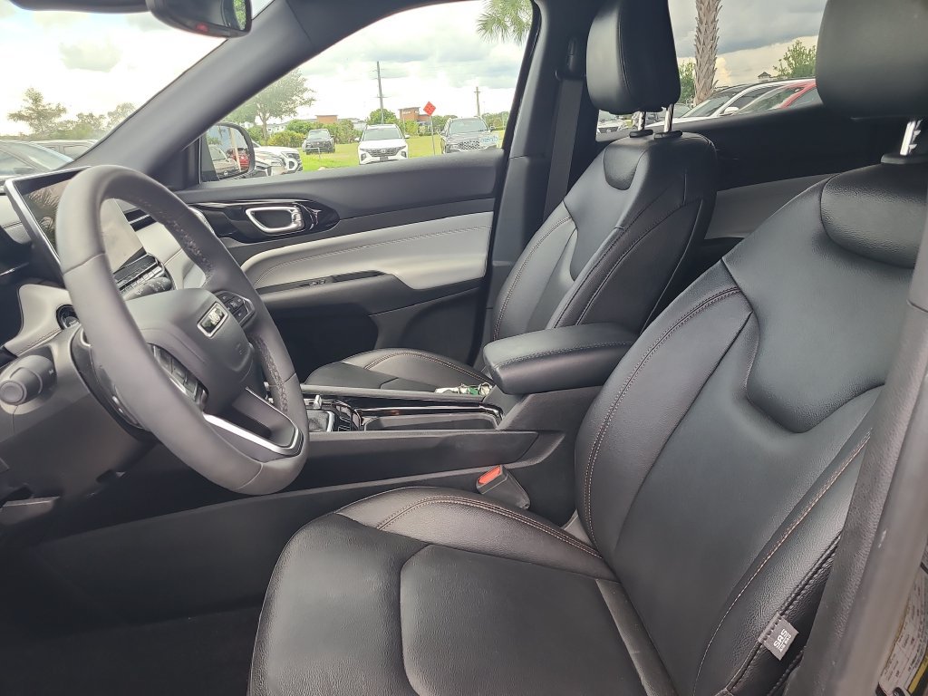 Used 2024 Jeep Compass Limited AWD/4WD image 21