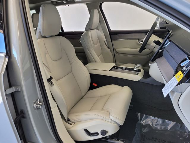 New 2026 Volvo XC90 B6 Ultra w/ Protection Package AWD/4WD image 15