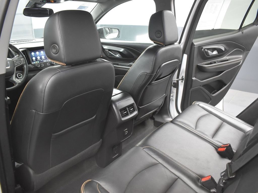 Used 2023 GMC Terrain AT4 image 14