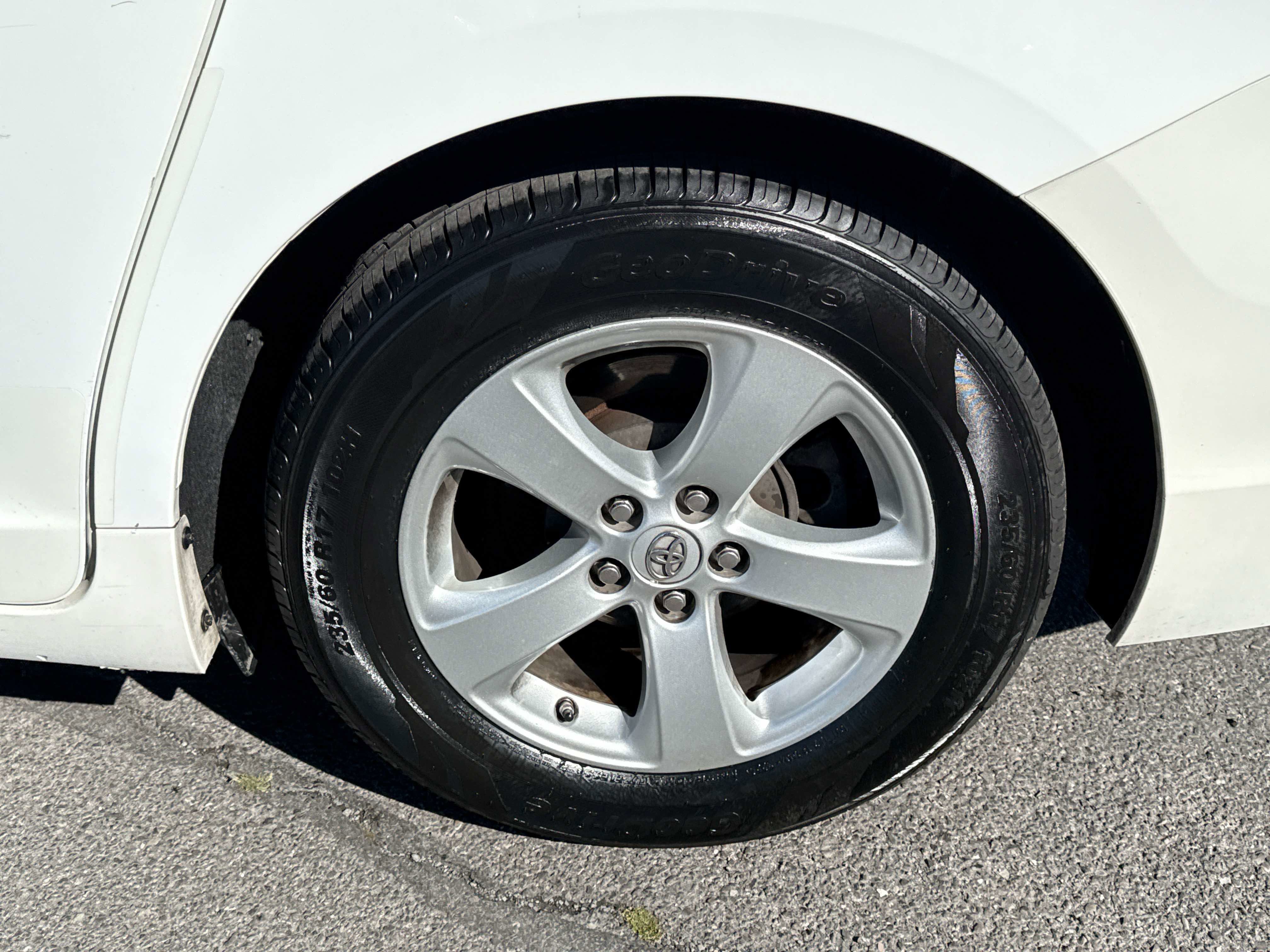 Used 2015 Toyota Sienna LE image 7