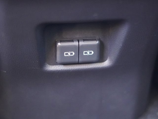 Certified 2024 Toyota RAV4 XLE AWD/4WD image 40