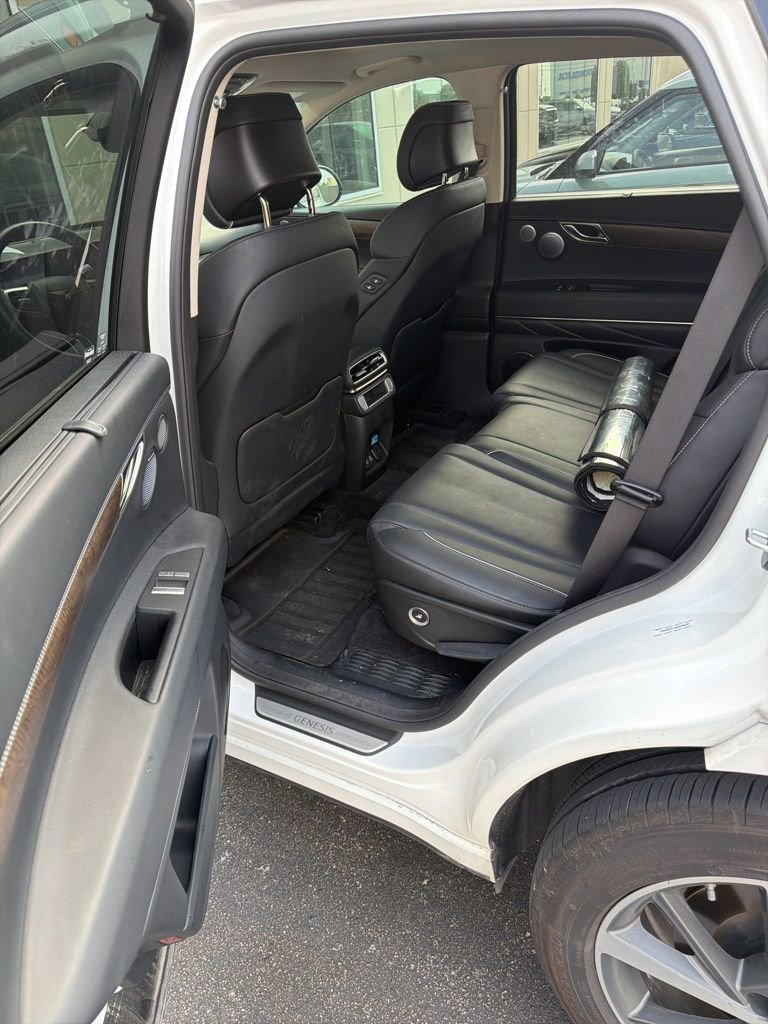 Used 2025 Genesis GV80 3.5T Advanced AWD/4WD image 11