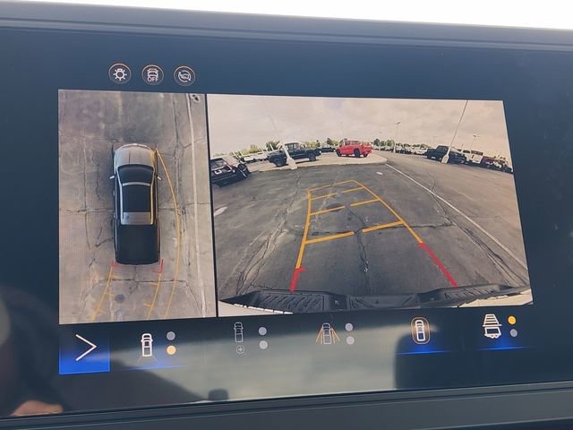 Used 2024 Chevrolet Silverado EV W/T image 9