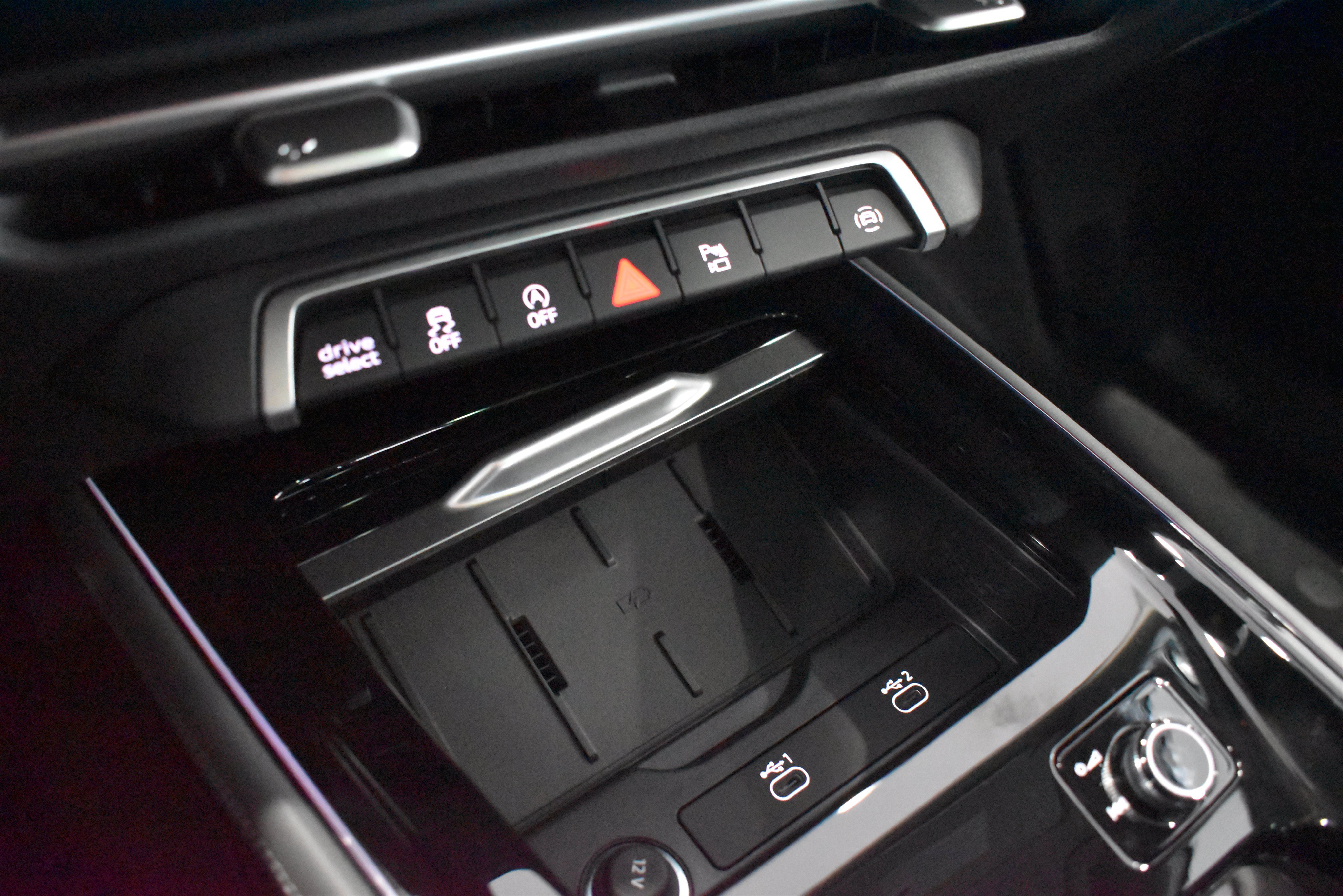 New 2026 Audi Q3 quattro 2.0T AWD/4WD image 15