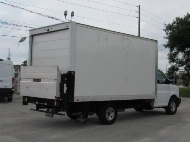 Used 2021 Chevrolet Express 3500 w/ Power Convenience Package RWD image 3