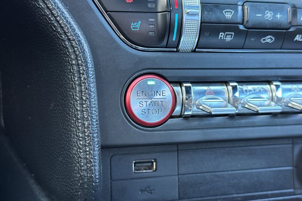 Used 2017 Ford Mustang GT RWD image 22