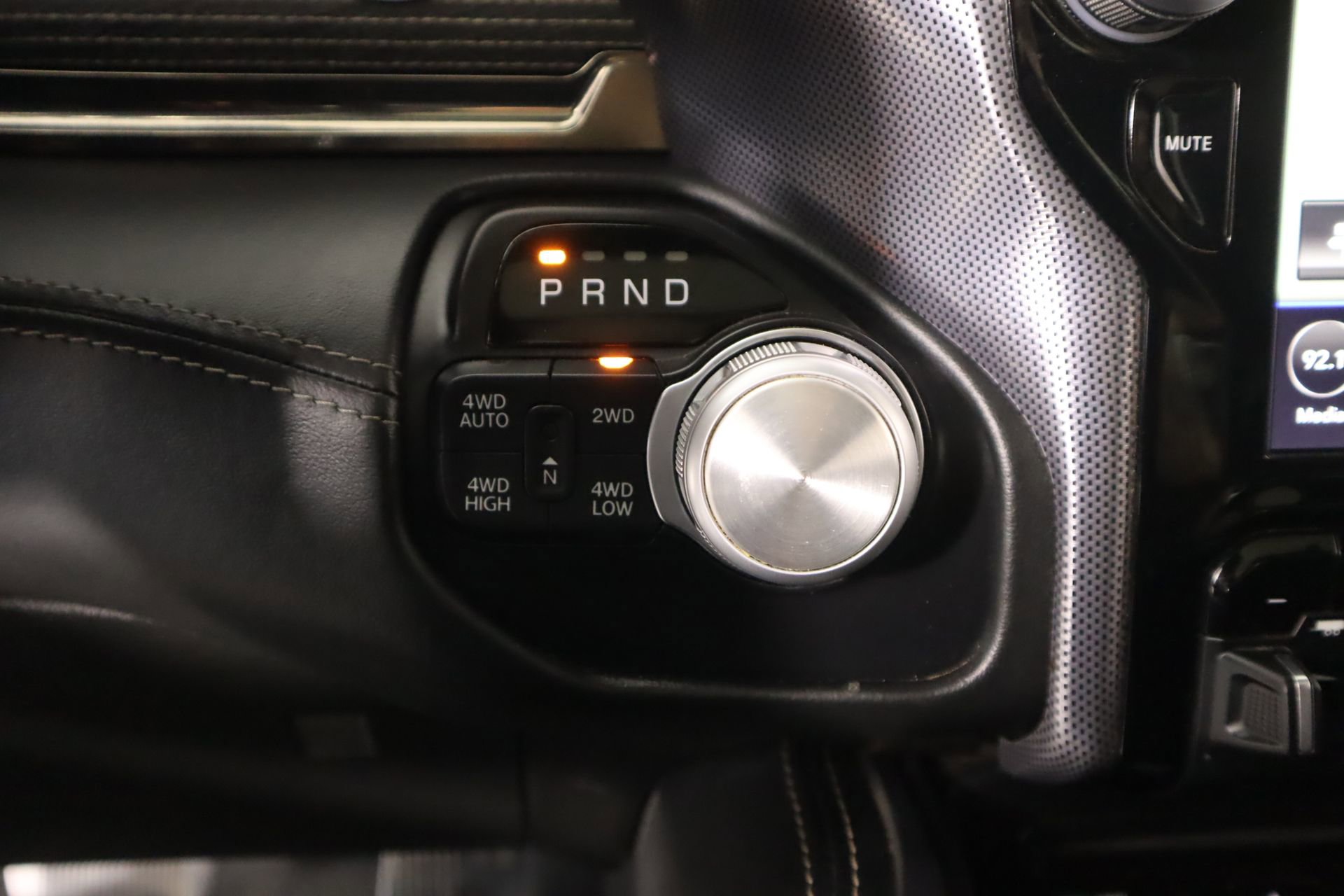 Used 2019 RAM 1500 Limited image 9