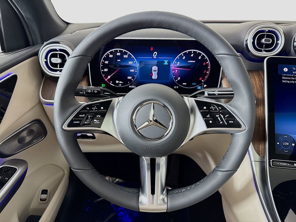 New 2026 Mercedes-Benz GLC 300 4MATIC image 11