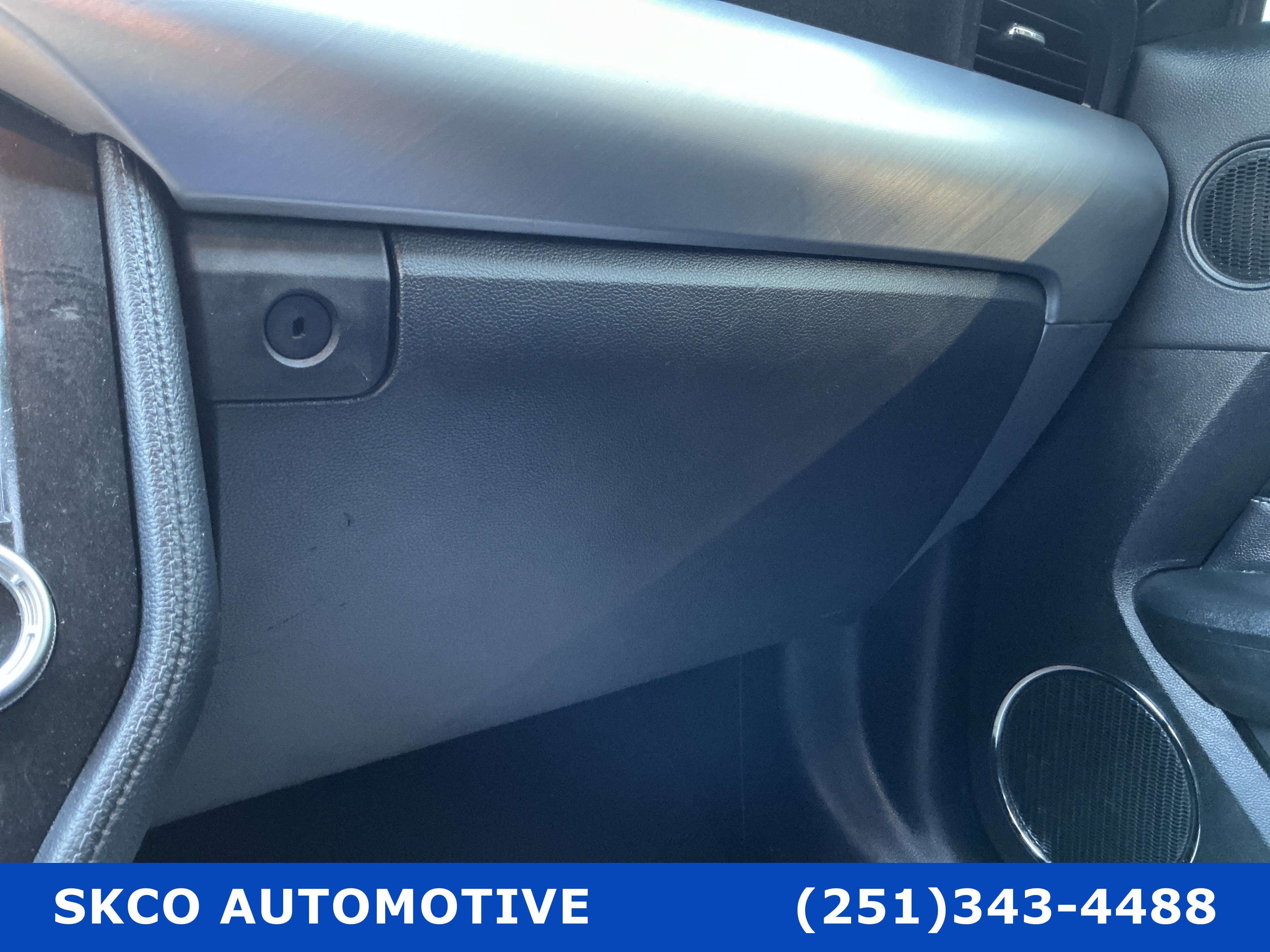 Used 2020 Ford Mustang Premium image 29