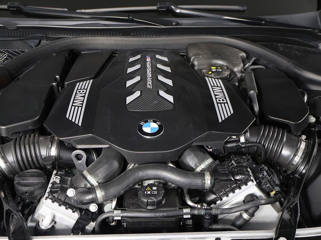 Used 2023 BMW M850i xDrive Convertible AWD/4WD image 24
