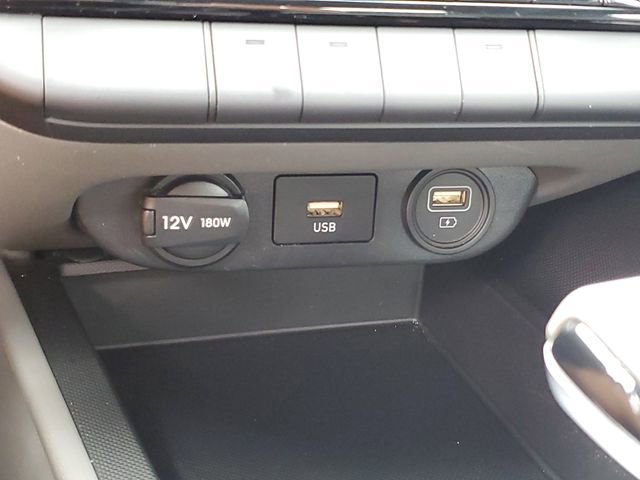 Certified 2023 Hyundai Elantra SEL FWD image 28