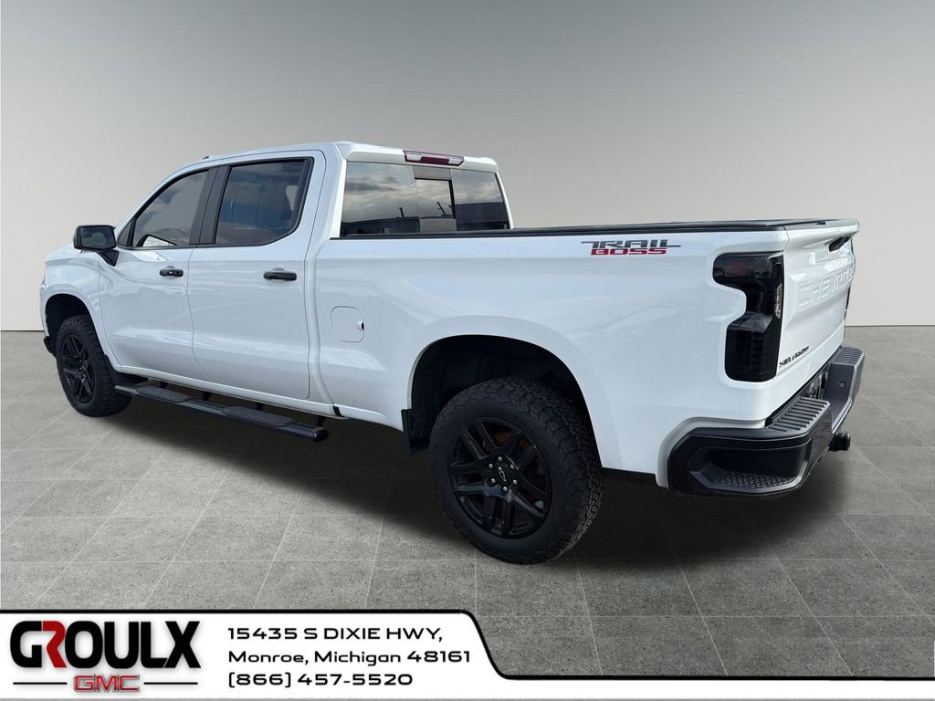 Used 2021 Chevrolet Silverado 1500 LT Trail Boss w/ Convenience Package II image 4