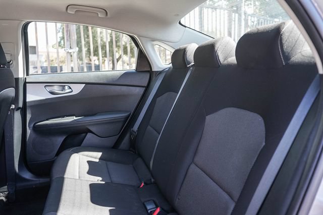 Certified 2023 Kia Forte LXS w/ LXS Technology Package FWD image 18